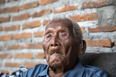 Mbah Gotho, 145 ans, affirme être le doyen de l&#039;humanité
